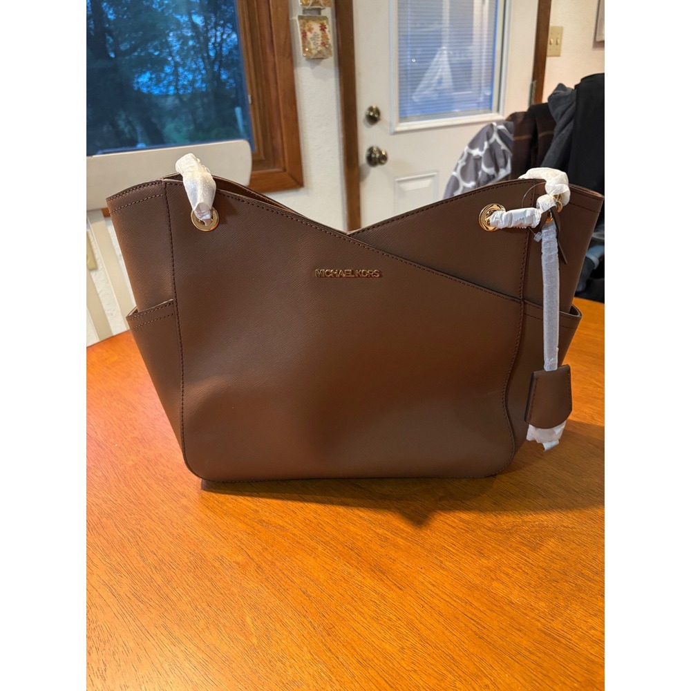 Michael Kors Jet Set Travel Medium Saffiano Leather Tote Luggage 35T9GTVT0L